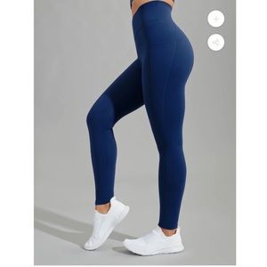 BuffBunny Monarch Leggings